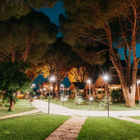 Pino Mar Luxury Bungalows Erdek Exterior foto